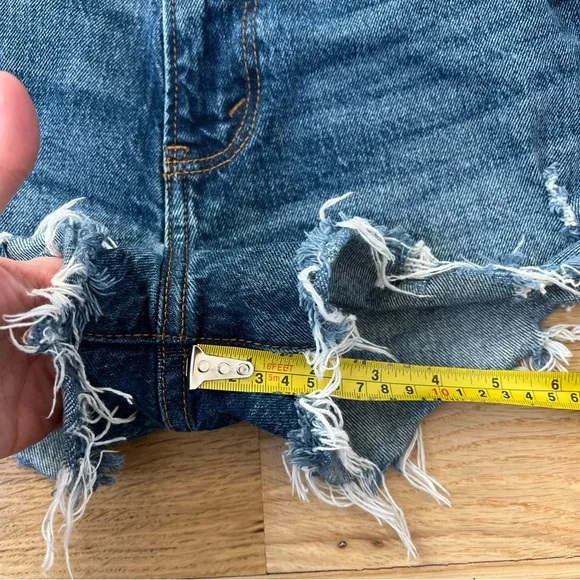 Abercrombie & Fitch The Mom Short Mid Rise Denim Jean Shorts Curve Love 24 / 00 - Picture 6 of 6